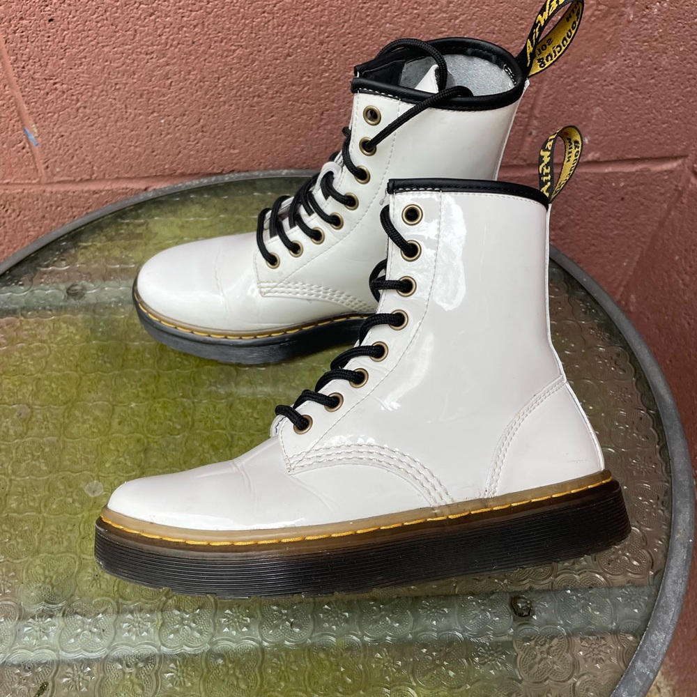 DR. MARTENS ZAVALA COMBAT BOOTS Size 5